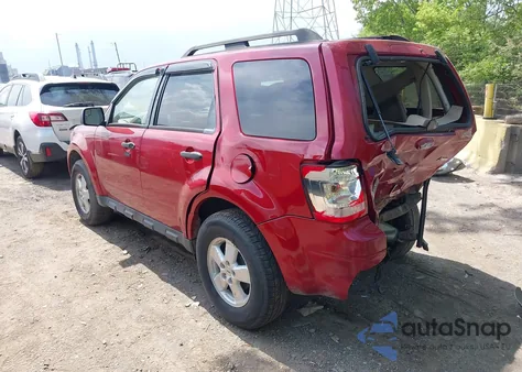 2010 Ford Escape Xlt z USA, uszkodzony, nr VIN 1FMCU9DGXAKC27436